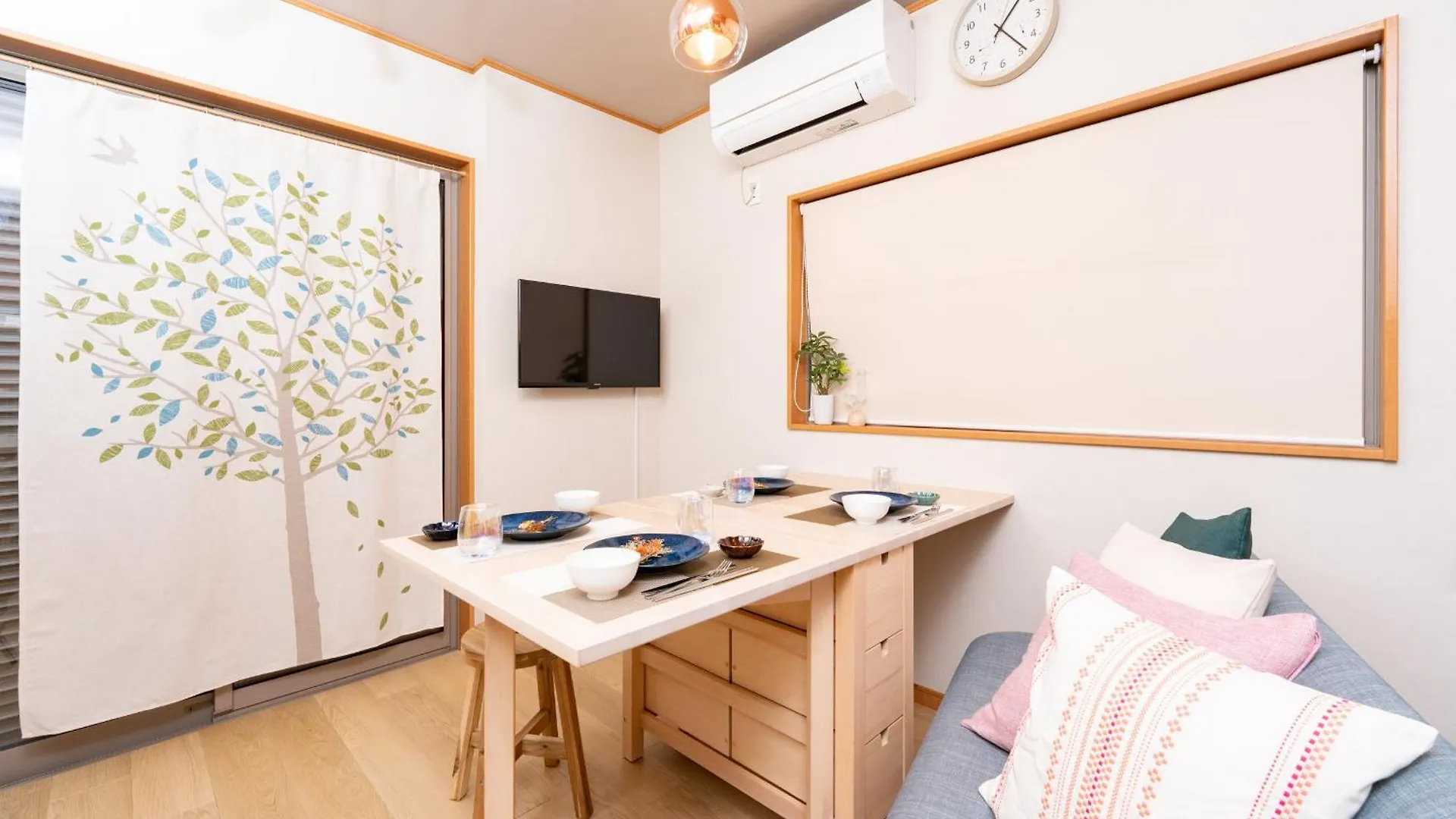 Yukimaru In Apartment Tokyo