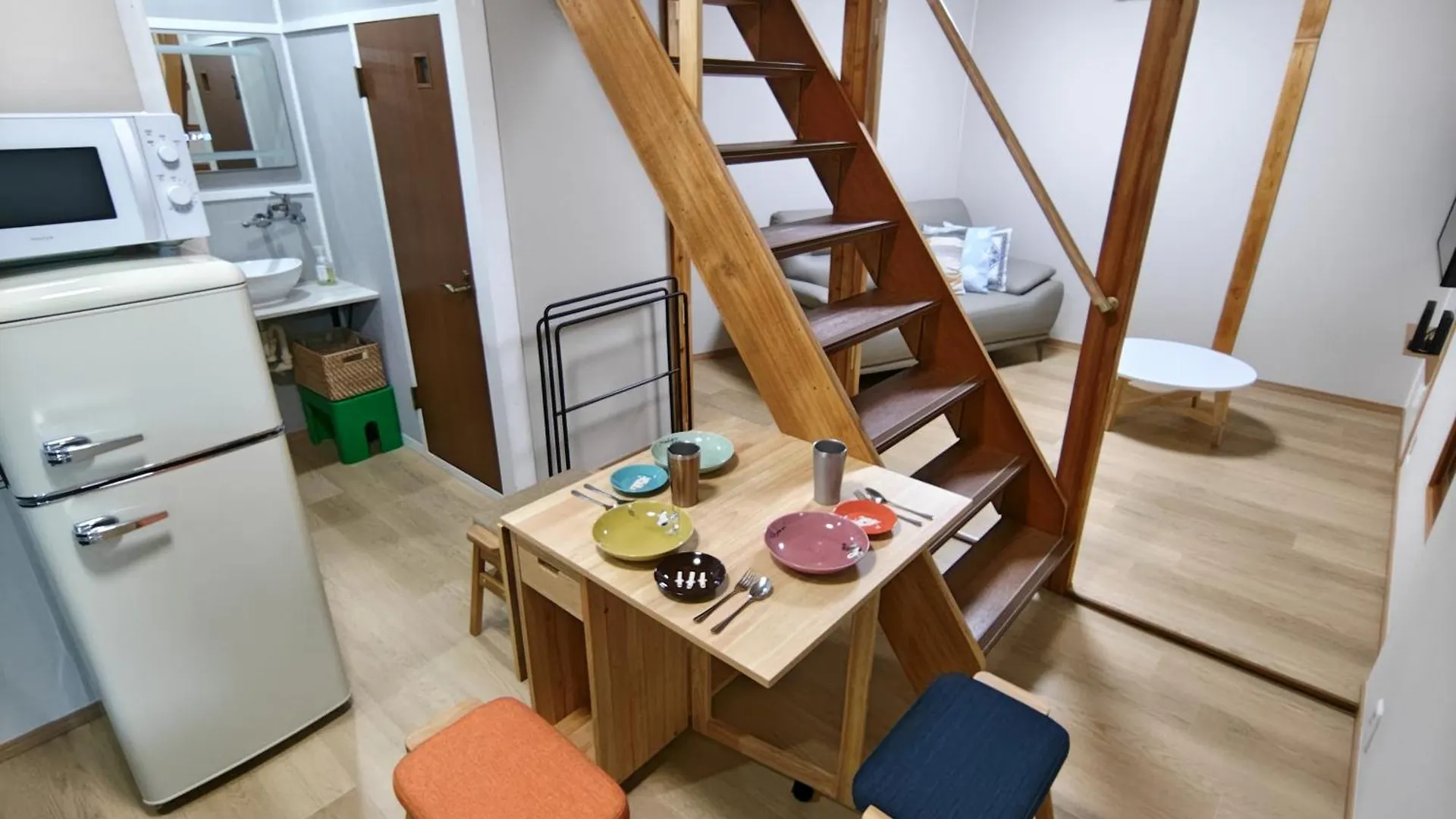 Yukimaru In Apartment Tokyo